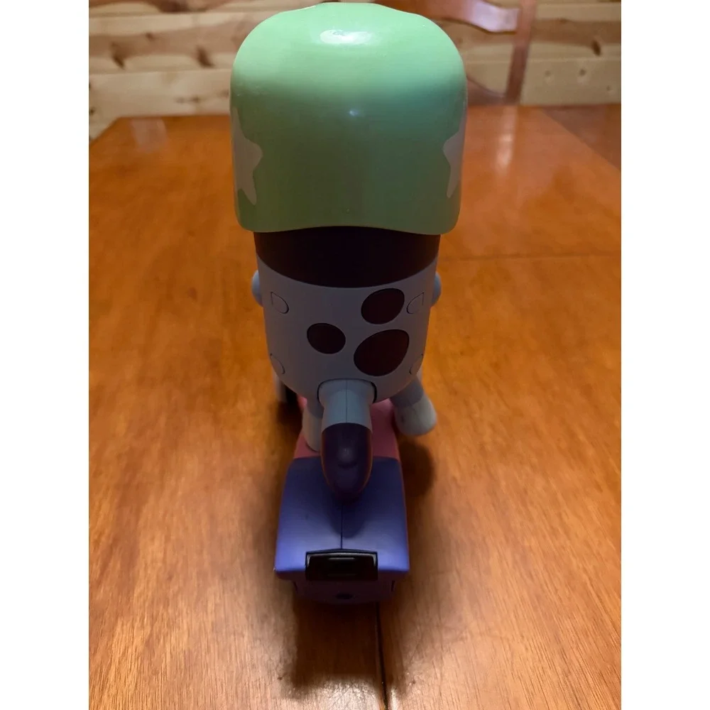 VTech Bluey 3-in-1 Scooter Interactive Musical Toy Light Up Pink Blue Scooter